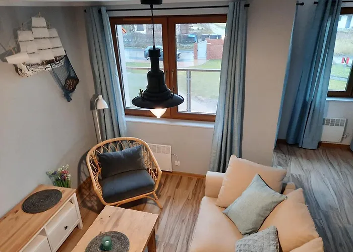 Morska Przystan Zarnowska